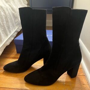 Stuart Weitzman Black Suede Ankle Boots in Excellent Condition! 9.5 N
